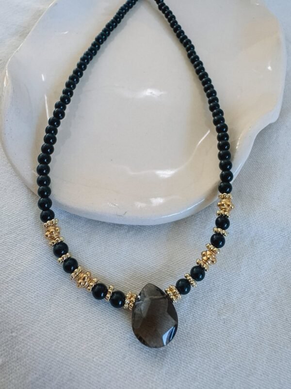 Collar Chic