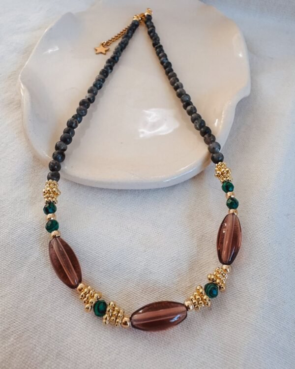 Collar Indian